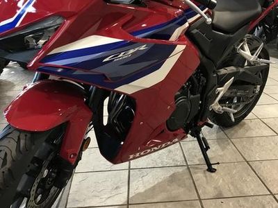 2025 Honda CBR500R — side profile view