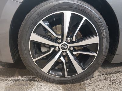 2023 Nissan Maxima - Photo 14