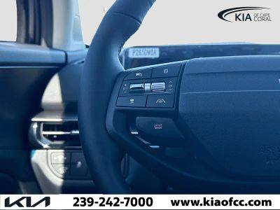 2026 Kia Sportage — photo 36 view
