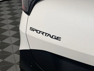 2026 Kia Sportage Hybrid — photo 9 view
