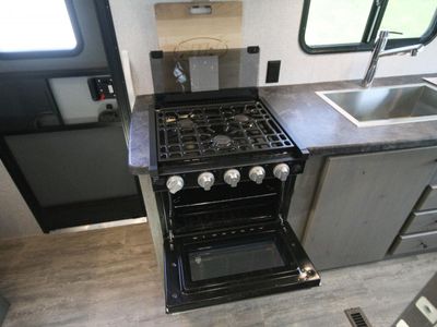 2025 Northwood Nash 17K - Photo 12
