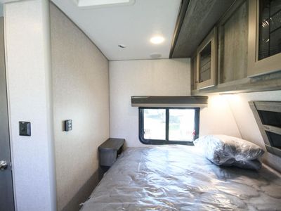 2025 Northwood Nash 17K - Photo 10