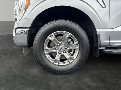 2022 Ford F-150 — interior view