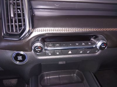 2025 Mazda CX-50 - Photo 19
