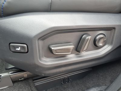 2026 Toyota Tundra i-FORCE MAX - Photo 10