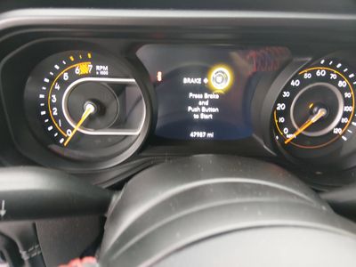 2024 Jeep Wrangler - Photo 14