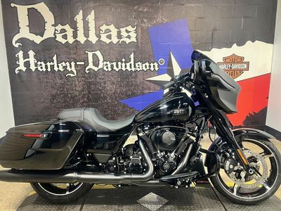 2025 Harley-Davidson FLHX - Street Glide — photo 7 view