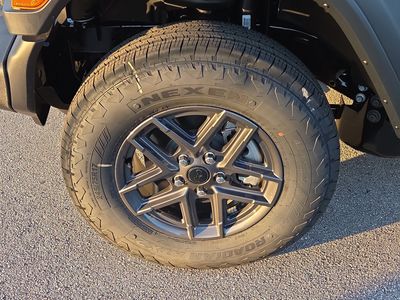 2026 Jeep Wrangler — photo 11 view