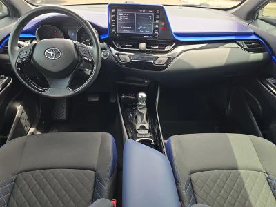2020 Toyota C-HR — photo 12 view