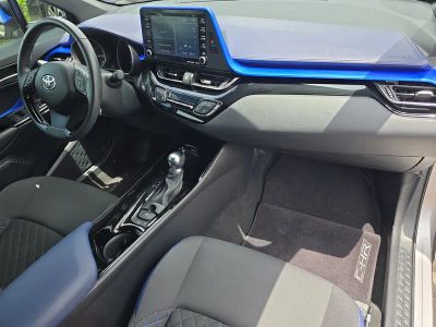 2020 Toyota C-HR — photo 11 view