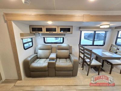 2024 Flagstaff Super Lite 26FKBS — photo 16 view