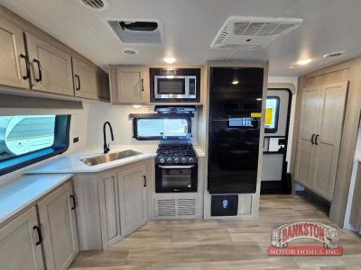 2024 Flagstaff Super Lite 26FKBS — photo 8 view