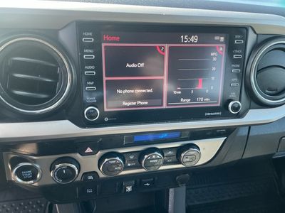 2023 Toyota Tacoma — photo 11 view