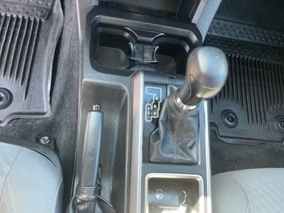 2023 Toyota Tacoma — photo 12 view