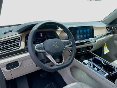2026 Volkswagen Atlas — photo 9 view