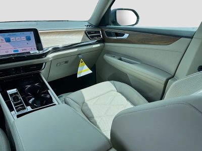 2026 Volkswagen Atlas — photo 18 view