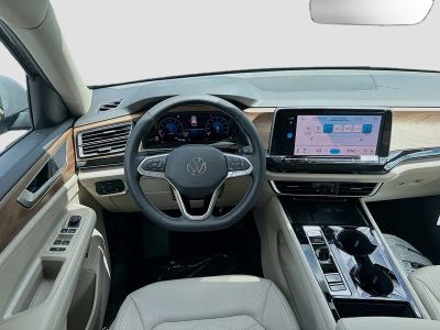 2026 Volkswagen Atlas — photo 17 view