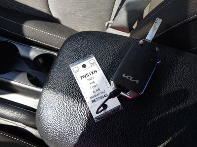 2024 Kia Forte - Photo 15