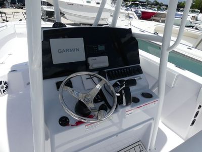 2025 Aquasport AS 2400 CC - Photo 9