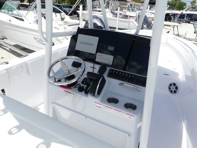 2025 Aquasport AS 2400 CC - Photo 11