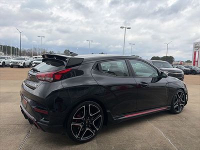 2022 Hyundai Veloster N - Photo 4