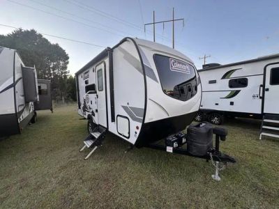 2022 Dutchmen Coleman Rubicon 1628BH — front three-quarter view