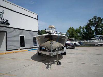 2017 Nauticstar 227 XTS — photo 8 view