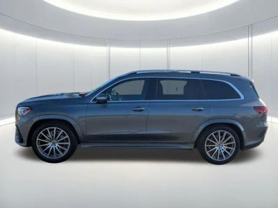 2025 Mercedes-Benz GLS — photo 8 view