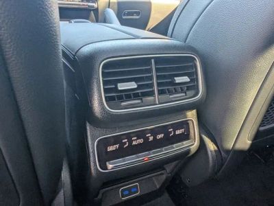 2025 Mercedes-Benz GLS — photo 13 view