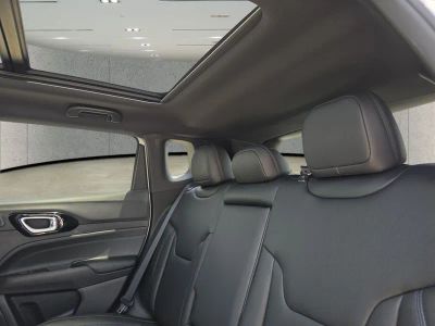 2025 Jeep Compass — photo 7 view