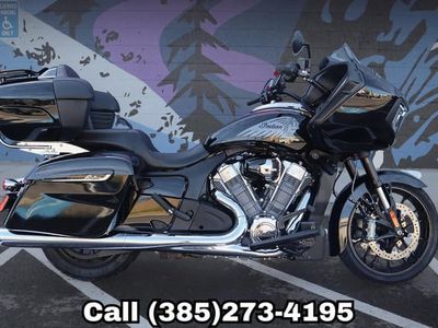 2024 Indian Motorcycle Challenger Black Metallic - Photo 1