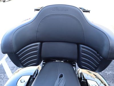 2024 Indian Motorcycle Challenger Black Metallic - Photo 14