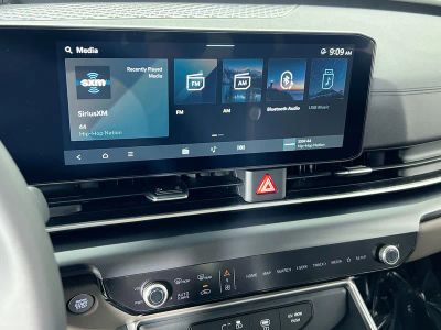 2026 Kia Carnival — photo 24 view