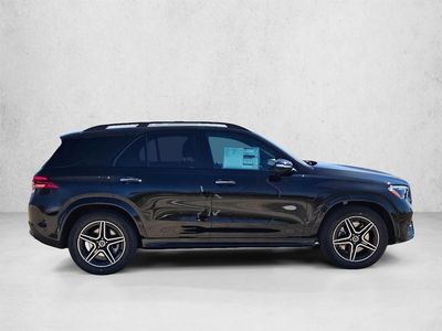 2026 Mercedes-Benz GLE 450 - Photo 2