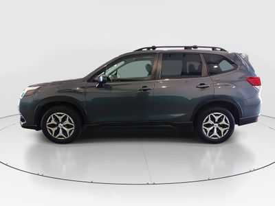2023 Subaru Forester - Photo 4