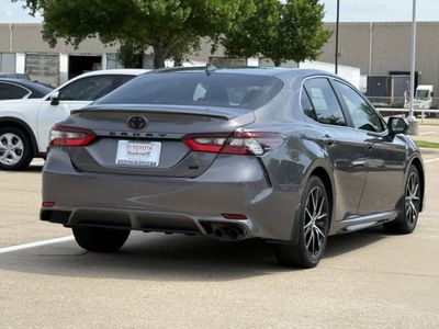2022 Toyota Camry - Photo 4
