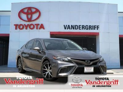 2022 Toyota Camry - Photo 1