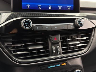 2025 Ford Escape - Photo 18
