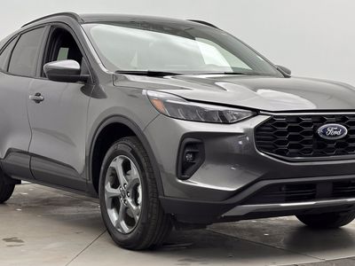 2025 Ford Escape - Photo 3