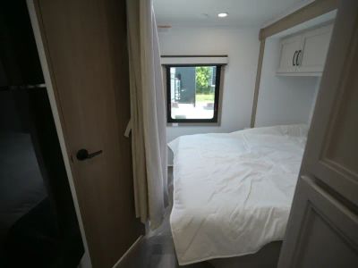 2027 Entegra ODYSSEY SE — photo 21 view