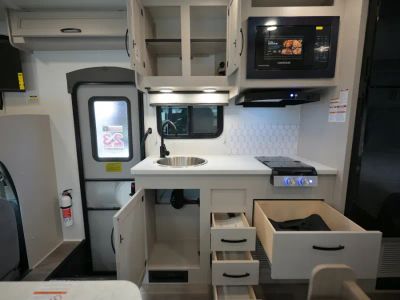 2027 Entegra ODYSSEY SE — photo 10 view