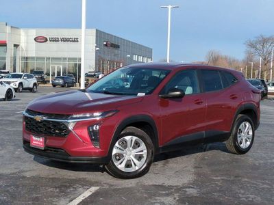 2024 Chevrolet Trax - Photo 2