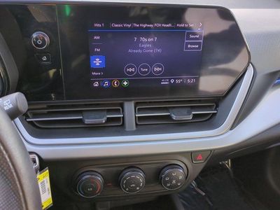 2024 Chevrolet Trax - Photo 11