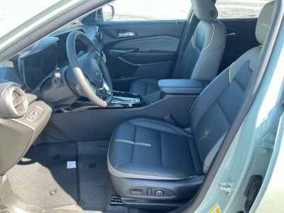 2026 Chevrolet Trax — photo 10 view