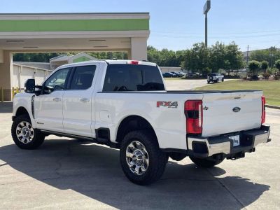 2025 Ford F-350 - Photo 5