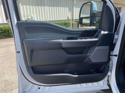 2025 Ford F-350 - Photo 15