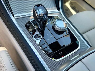 2026 BMW 8 Series — photo 17 view