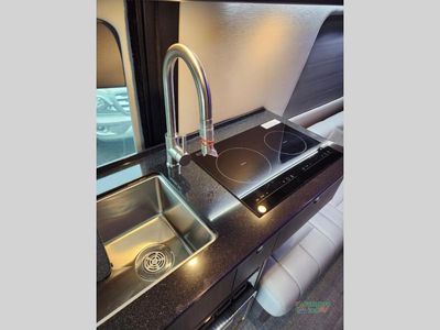 2025 Grech RV Turismo-ion AWD - Photo 24