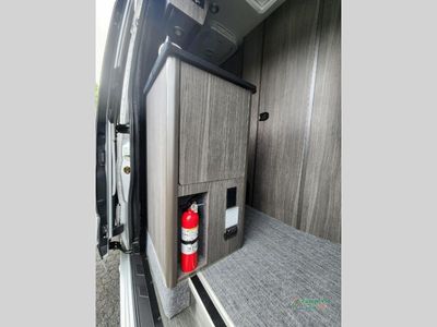 2025 Grech RV Turismo-ion AWD - Photo 12