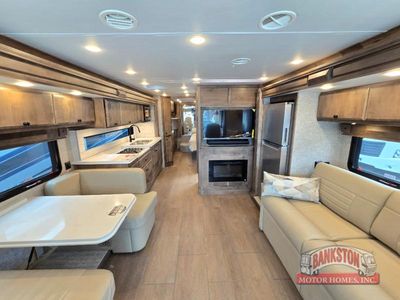 2026 Allegro Breeze 33 BR — photo 11 view
